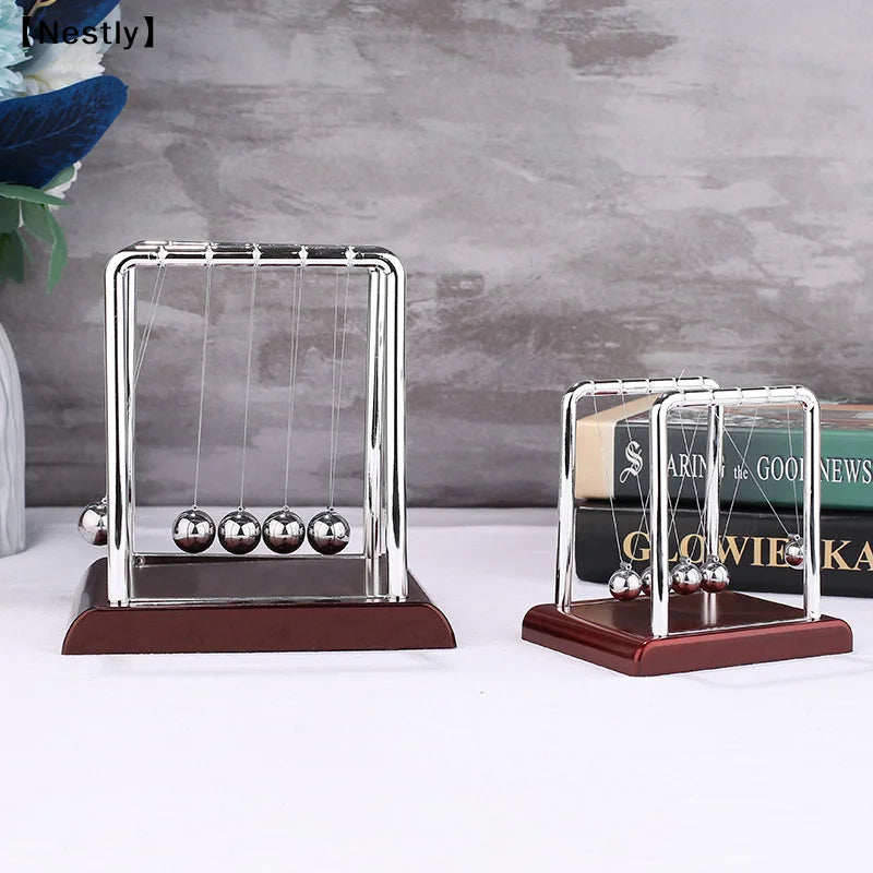 Newtons Cradle Mens Desk Display Piece