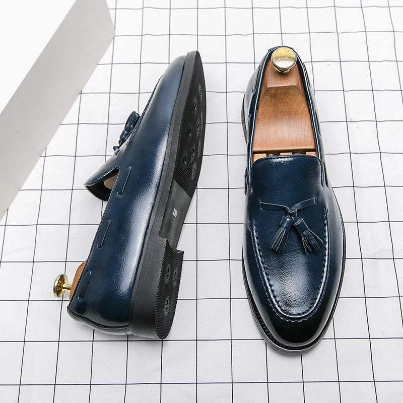 Size:38-46 American Academy Style Fringe Loafers for Men Men's Bottoms Casual Shoes Outdoor Fashion Blue Patent Leather Shoes