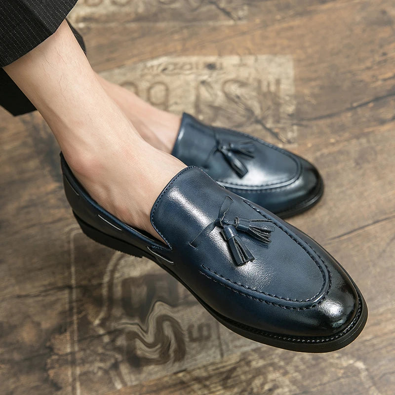 Size:38-46 American Academy Style Fringe Loafers for Men Men's Bottoms Casual Shoes Outdoor Fashion Blue Patent Leather Shoes