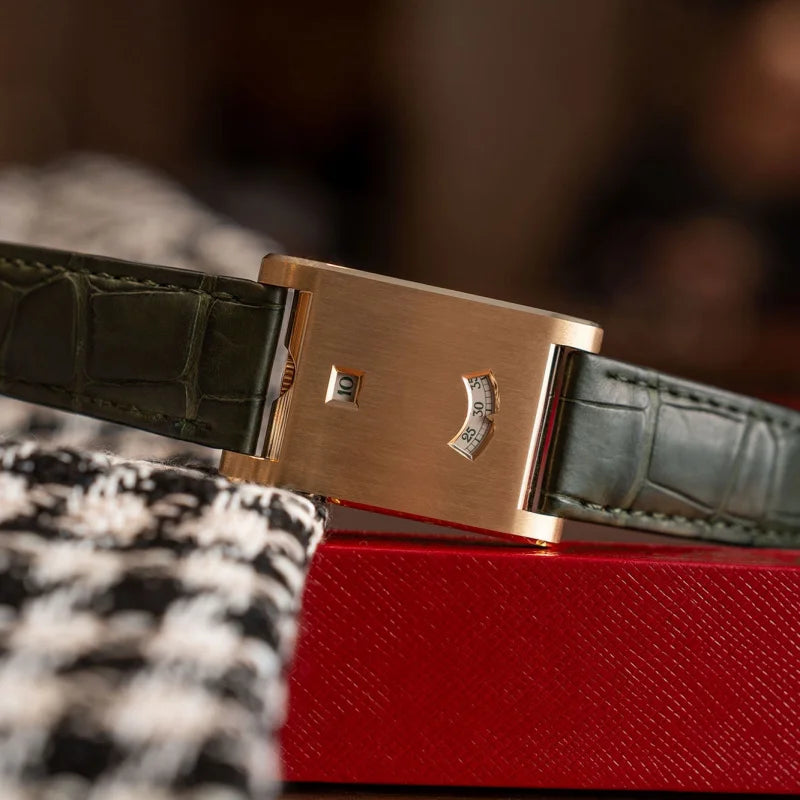 Eames Minimalist Watch