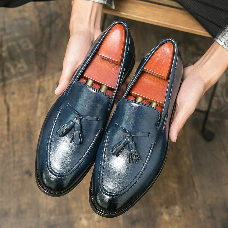 Size:38-46 American Academy Style Fringe Loafers for Men Men's Bottoms Casual Shoes Outdoor Fashion Blue Patent Leather Shoes